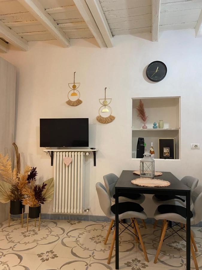 B&B Le Statuine Барлетта Экстерьер фото